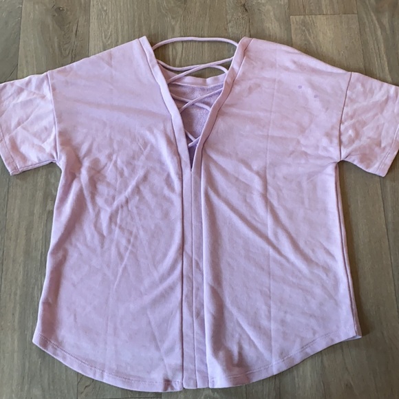 Purple simple TShirt w/ cute back - Picture 2 of 3